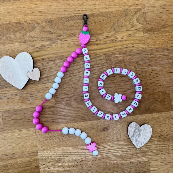 Alphabet Counting Chain Craft Kit Strawberry — Kiki-Ena Craft Materials Natural Wood