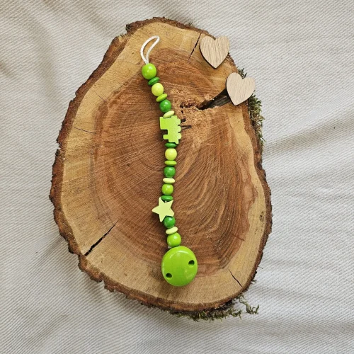 Green Dummy Chain Craft Kit III — Kiki-Ena Natural Wood Craft Materials