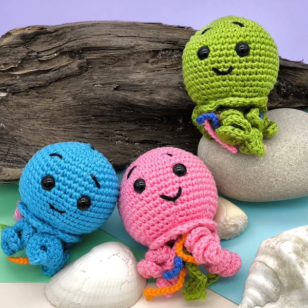 Crocheted Jellyfish 'Medusa' — Kiki-Ena Craft Materials Natural Wood