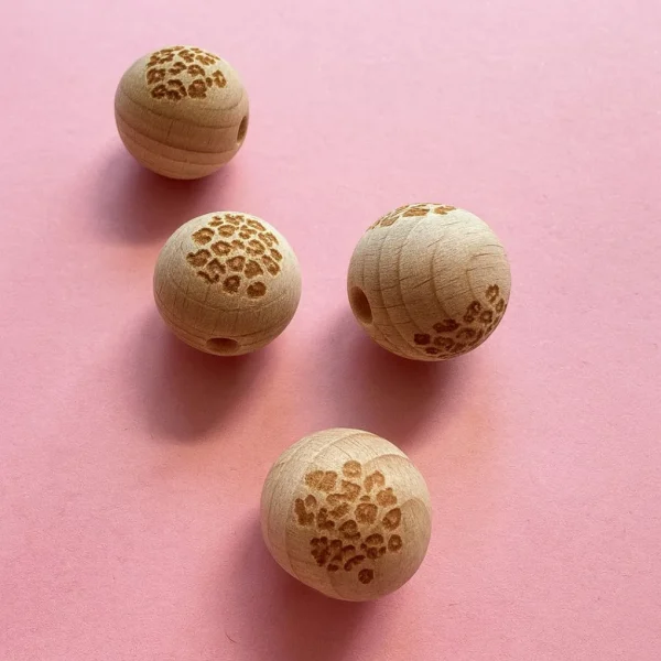 Engraved Wood Bead Leo 15mm — Kiki-Ena Craft Material Natural Wood