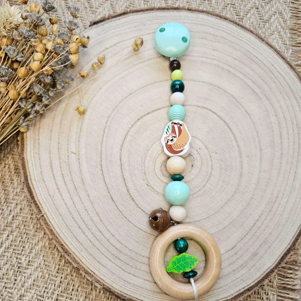 Sloth pram toy craft set — Kiki-Ena craft materials natural wood