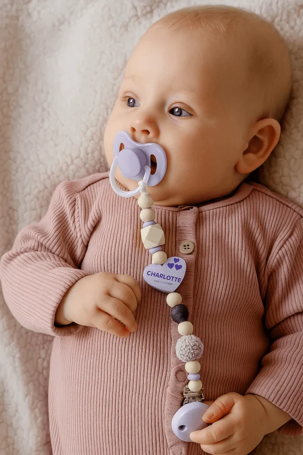 Personalised dummy chain wooden beads "Heart" lilac craft kit — Kiki-Ena craft materials natural wood
