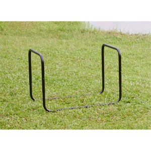 Height-adjustable stand for rectangular activity boards
